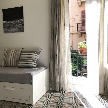 Fofino'S Rooms Palermo Esterno foto