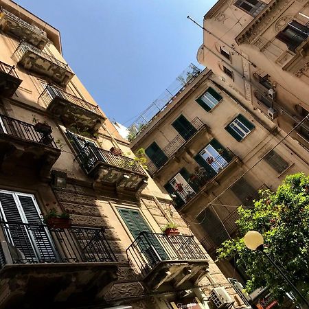 Fofino'S Rooms Palermo Esterno foto