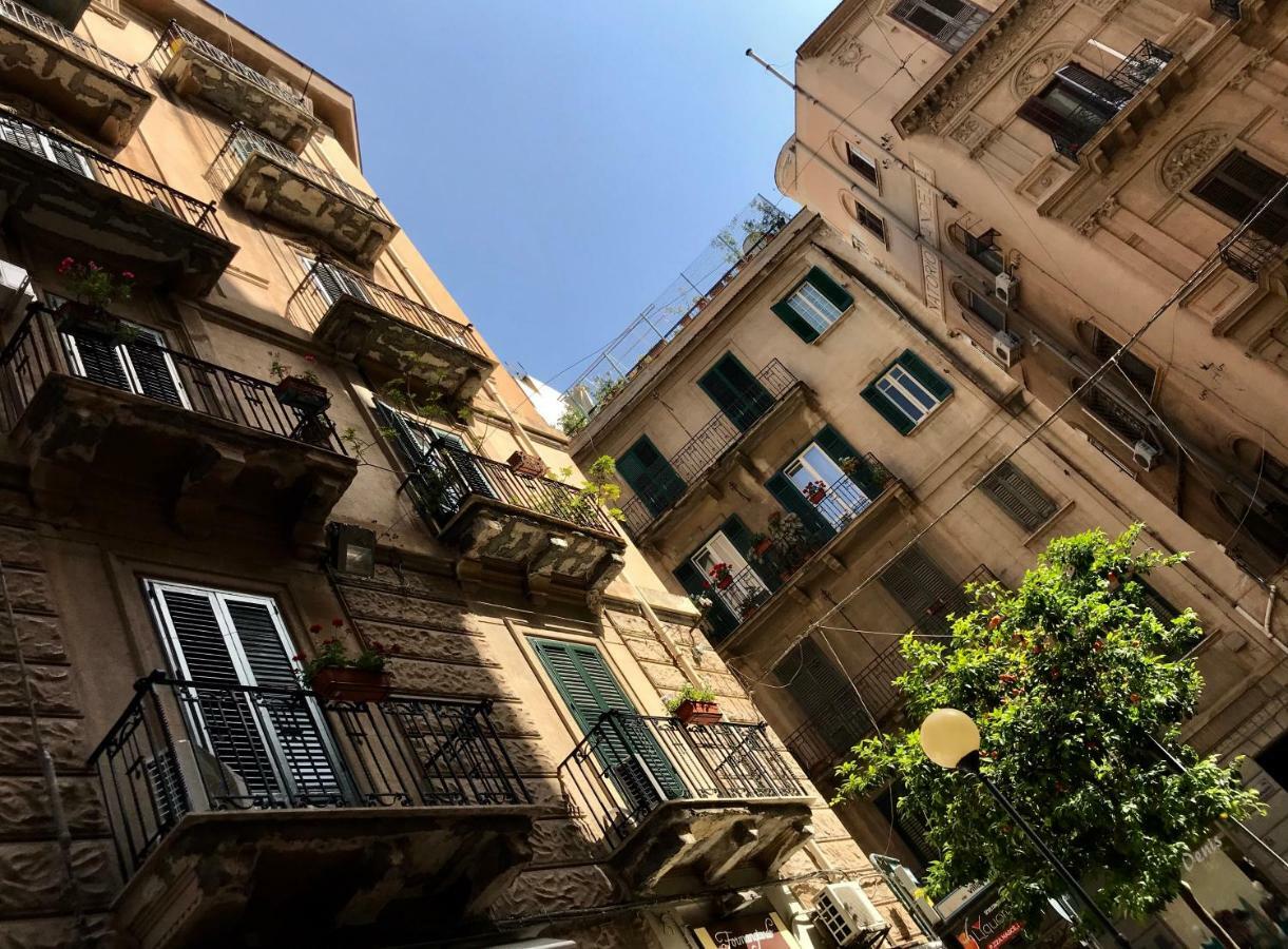 Fofino'S Rooms Palermo Esterno foto
